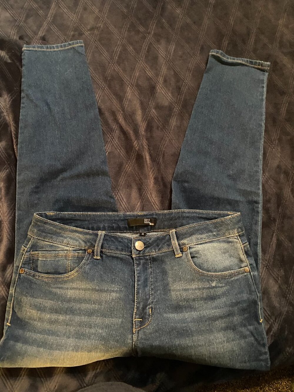 1822 Denim Women’s Jeans Size 14 Blue Stretch Straight Leg Distressed Wash
